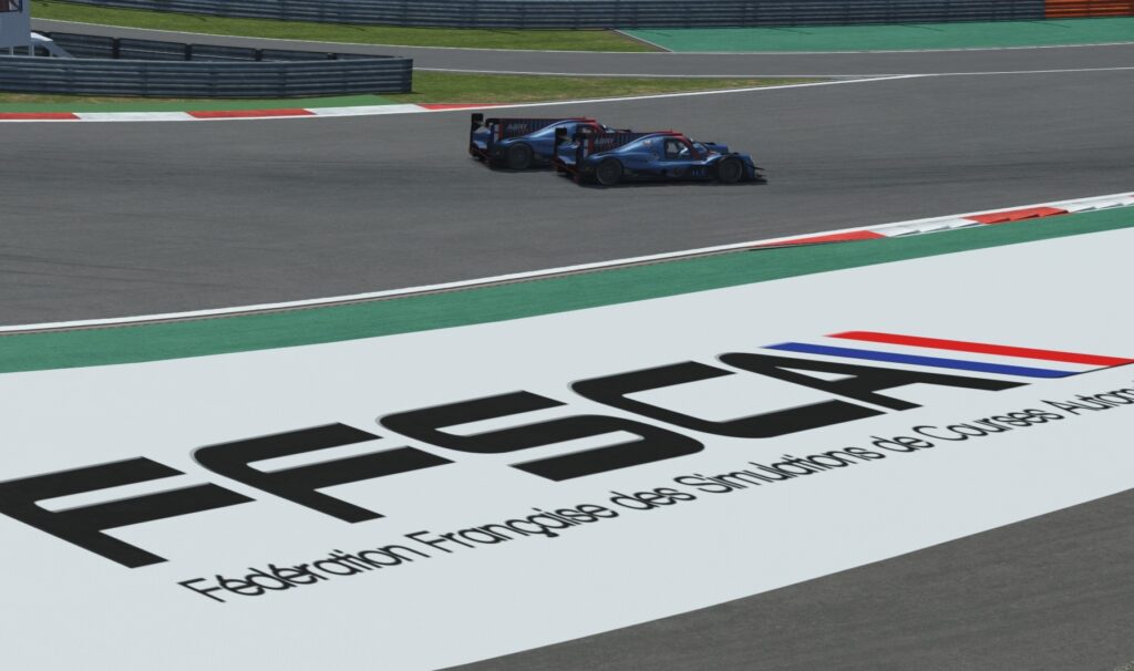 Deux voiture lmp2 abrt
